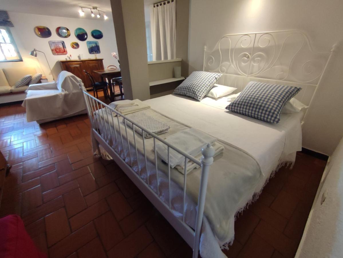 Independent Apartment With A Fabulous Patio - Casa Penny Cisano sul Neva المظهر الخارجي الصورة